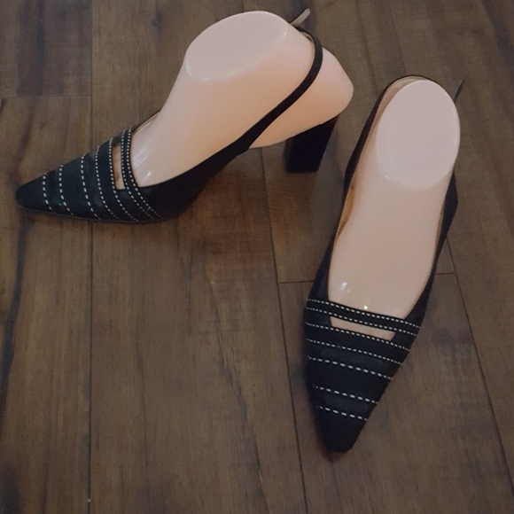 Circa‎ Joan & David - Black Block Heel Slingbacks - Picture 2 of 7